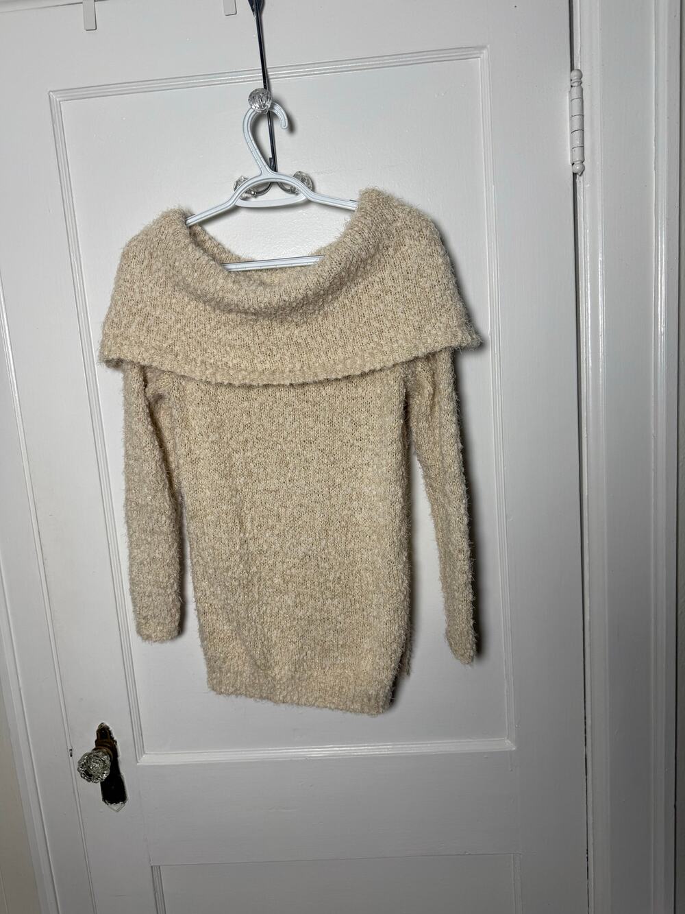 LC Lauren Conrad Off the Shoulder Shimmer Oatmeal Tan Slouchy Sweater Medium